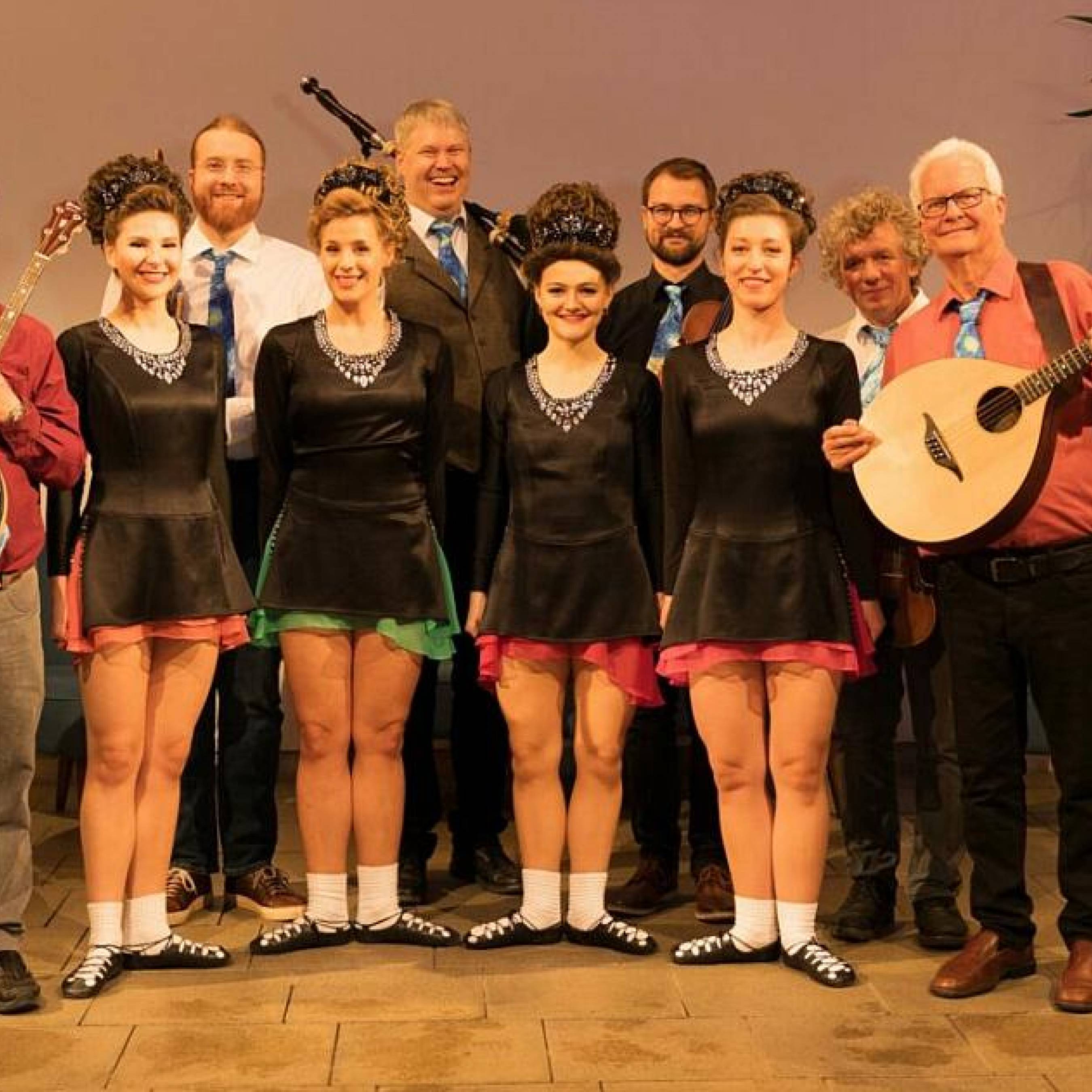 Matching Ties Quintett & O'Brannlaig Rinceoir Irish Dancers